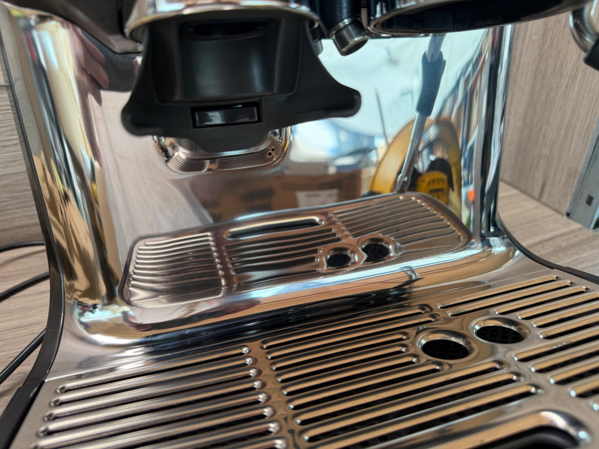 Sage Barista Pro Bean to Cup Espresso Coffee Machine SES878BST Black Silver