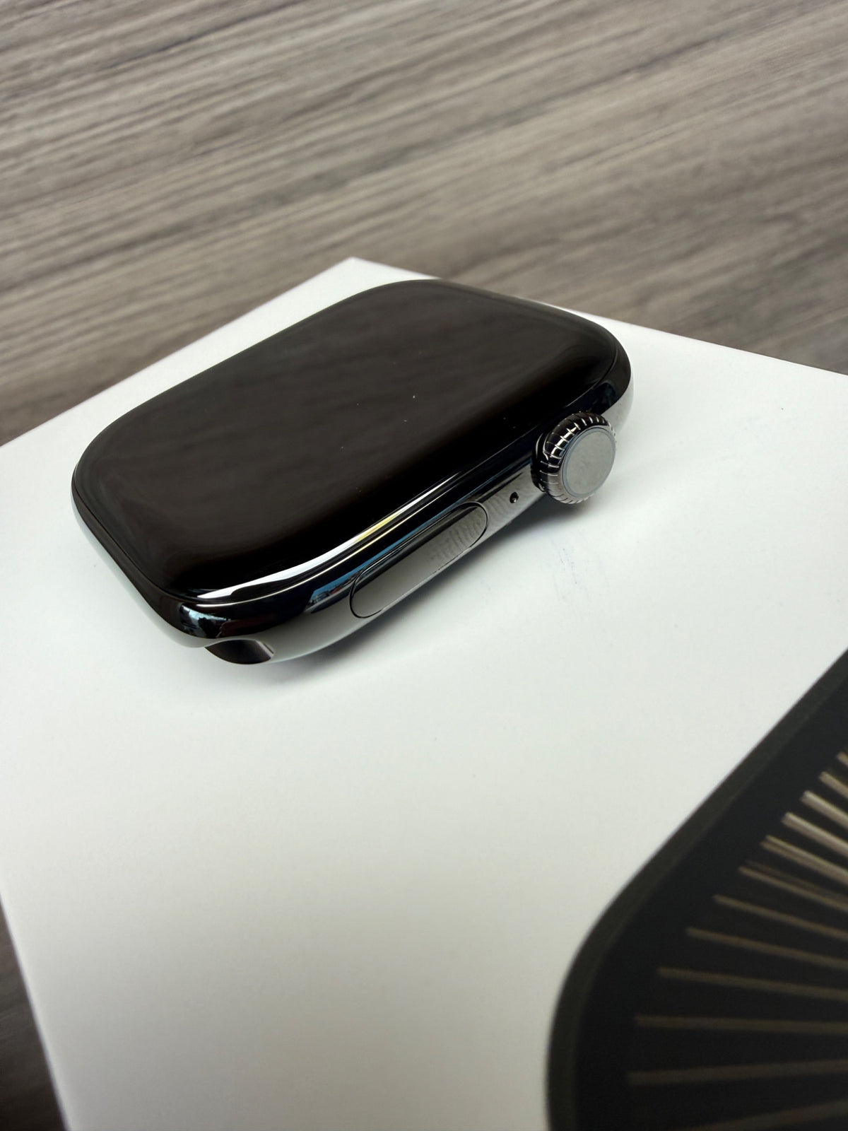 Apple Watch Series 10 GPS Cellular 46mm Slate Titanium Black Sports Band M/L