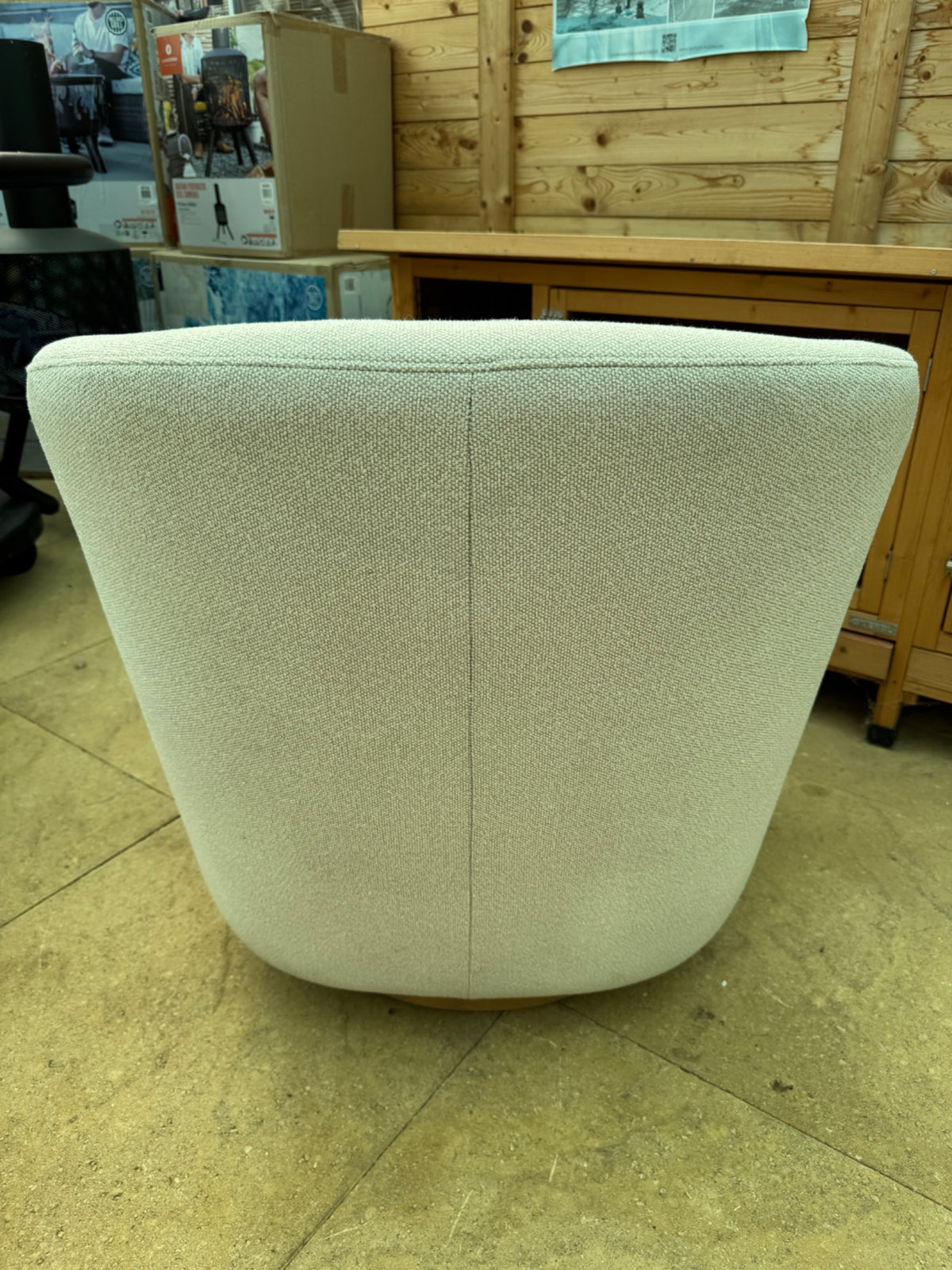 Henredon Murphy Cream Fabric Swivel Barrel Back Accent Chair Pedestal Base