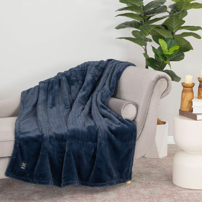 Berkshire Luxe Faux Fur Heated Throw Blanket 127x152cm 4 Heat Settings Navy