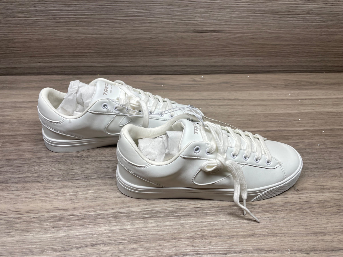 Tretorn Women's White Trainer Casual Lace Up Sneaker  Lightweight Comfort size 6