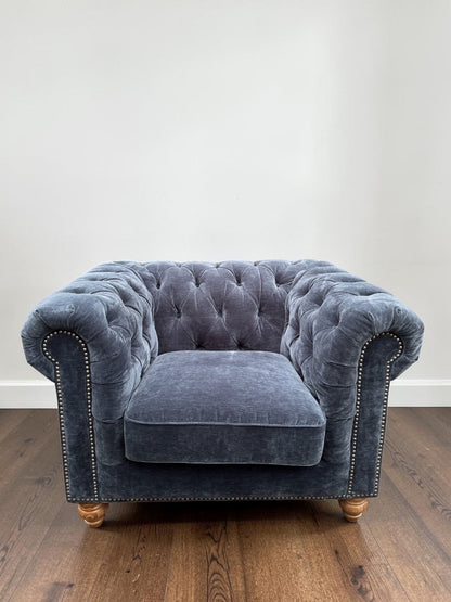 Prospera Home Allington Navy Fabric Chesterfield Armchair Pocket Coil Oak Feet