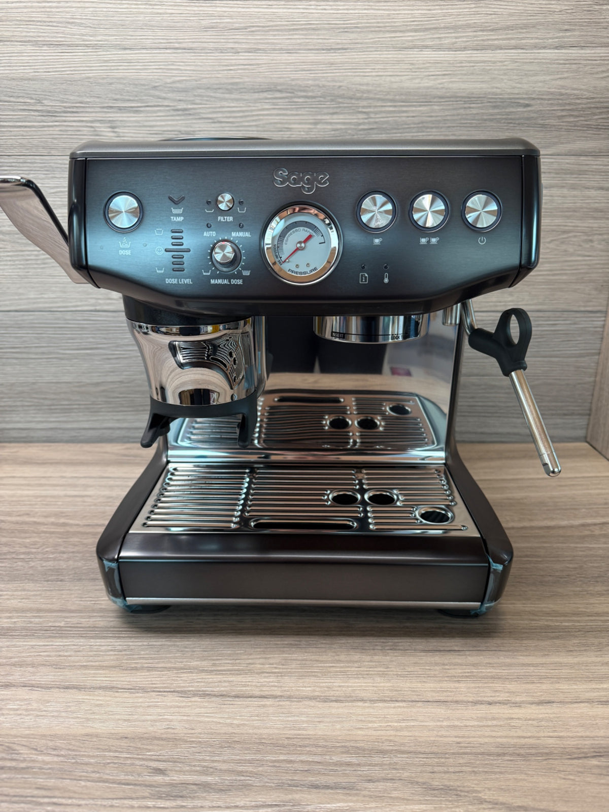Sage Barista Express Impress Bean to Cup Coffee Machine Black Stainless Steel 8