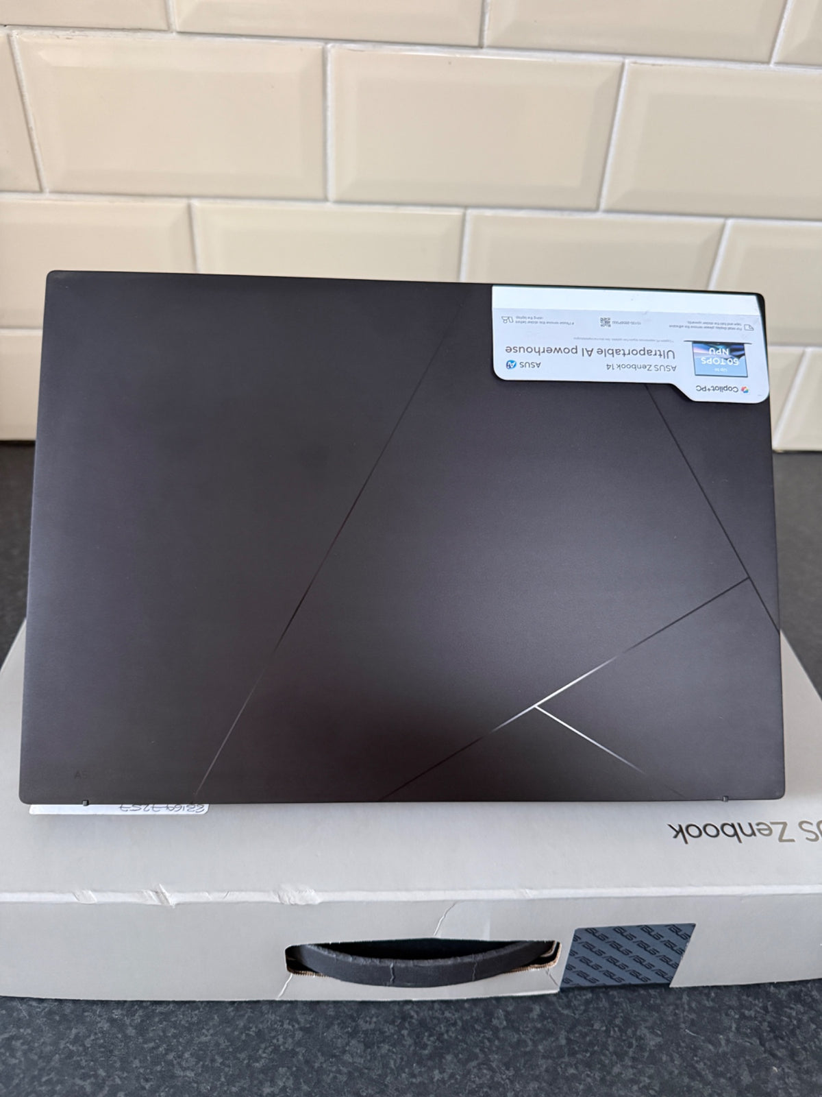 ASUS Zenbook 14 OLED Laptop AMD Ryzen AI 7 16GB RAM 1TB SSD UM3406GA Black