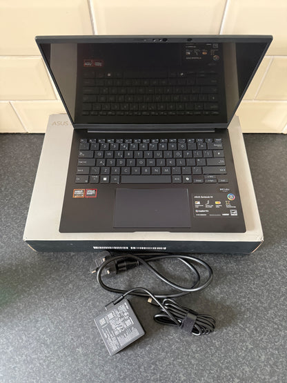 ASUS Zenbook 14 OLED Laptop AMD Ryzen AI 7 16GB RAM 1TB SSD UM3406GA Black