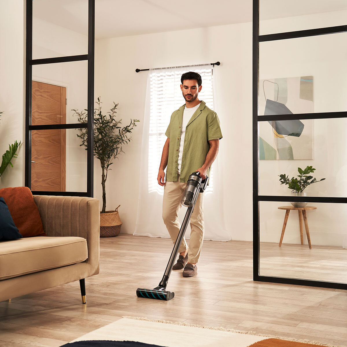 Samsung Jet 75E Complete Stick Vacuum Cleaner 200W HEPA Filter Black 60 Min